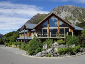  Aoraki Mount Cook Alpine Lodge  Маунт Кук